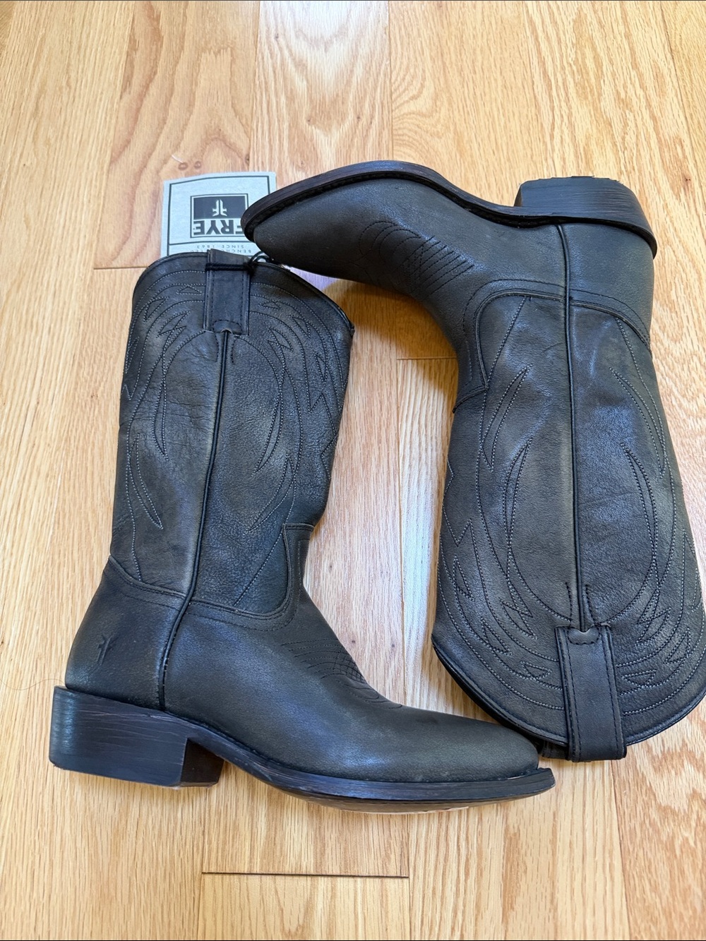 NWOB! Frye Sz 5.5 B charcoal brown Billy pull on saddle boots.